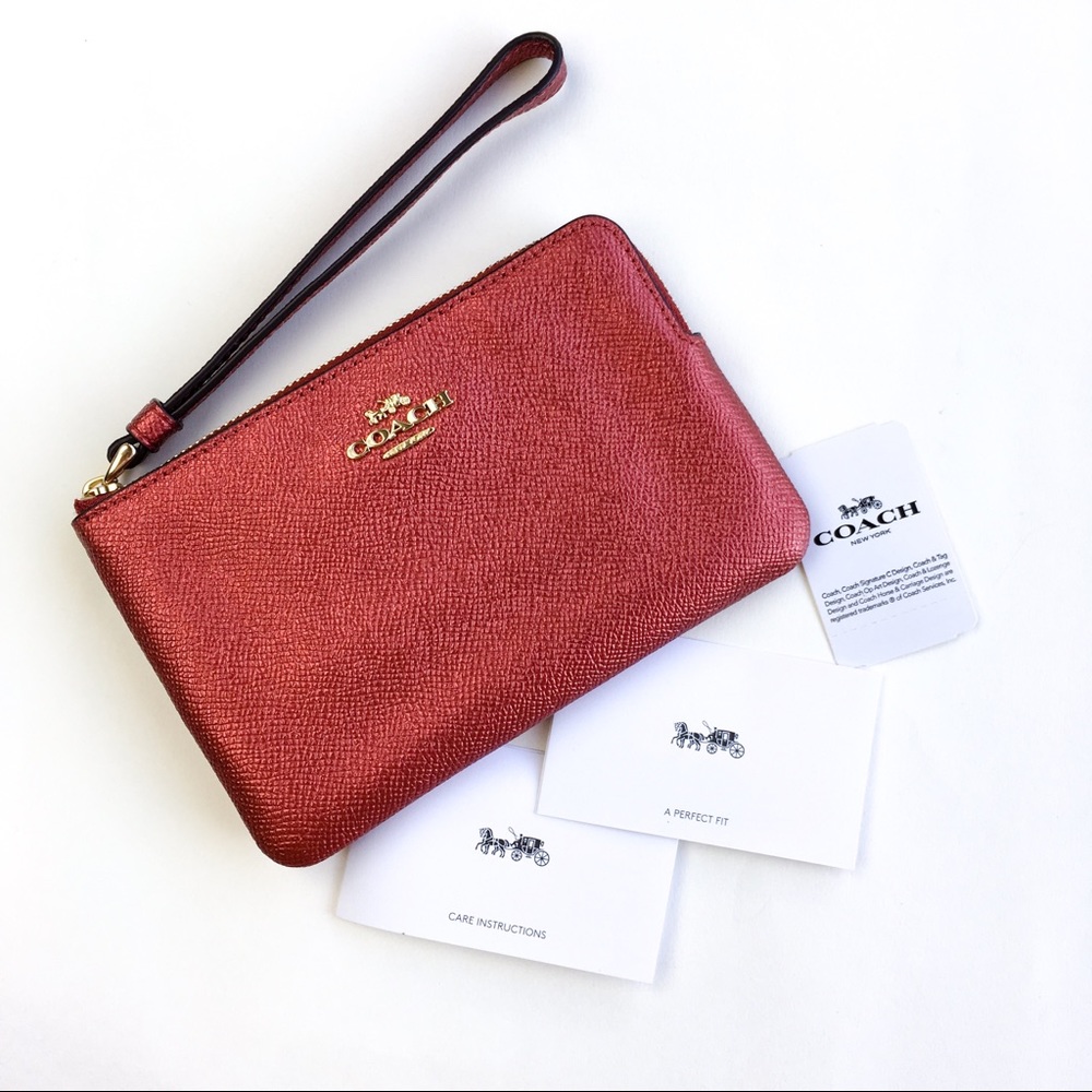 Coach CORNER ZIP WRISTLET